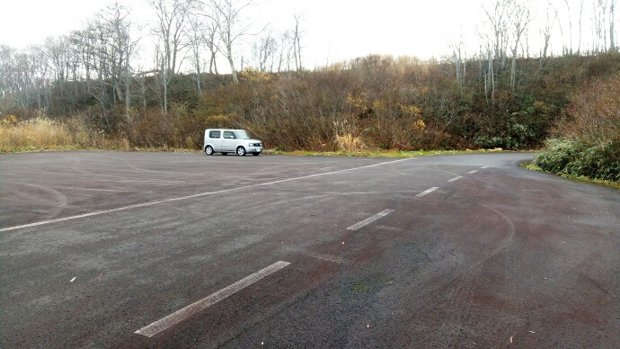 登山口駐車場