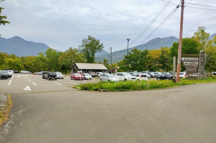 笹ヶ峰キャンプ場の駐車場