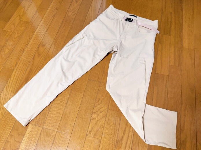 ラドウェザーのトレッキングパンツ